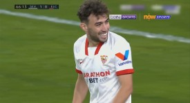 足球盛宴：核心球员梅开二度，球队逆境获胜击败赫塔菲