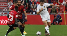 曼城逆转奇迹+马竞惊险晋级：激情足坛焦点战两大豪门齐闯下一轮